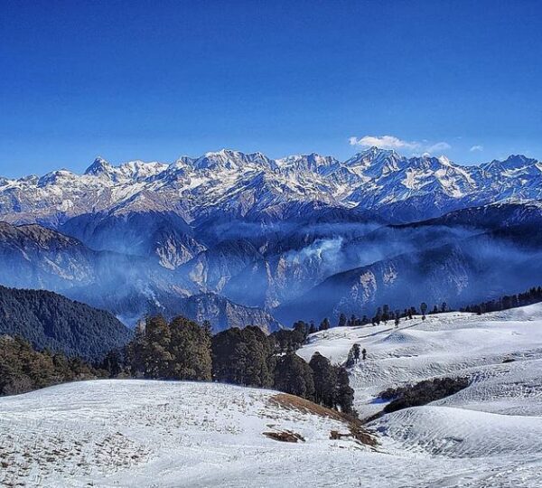 Overview of Dayara Bugyal Trek