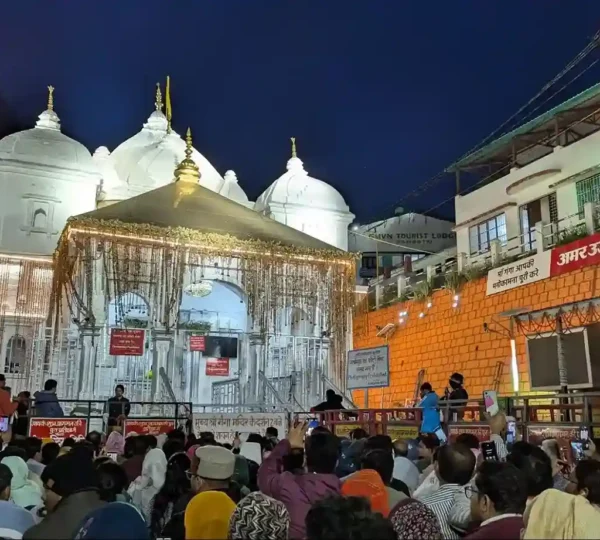 gangotri-temple