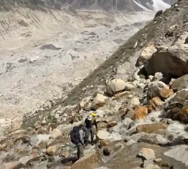 climbing-toward-tapovan