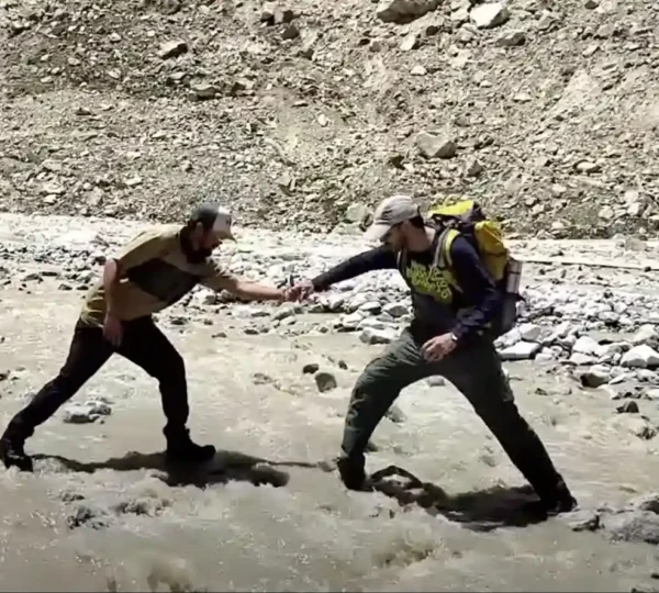 crossing-akash-ganga